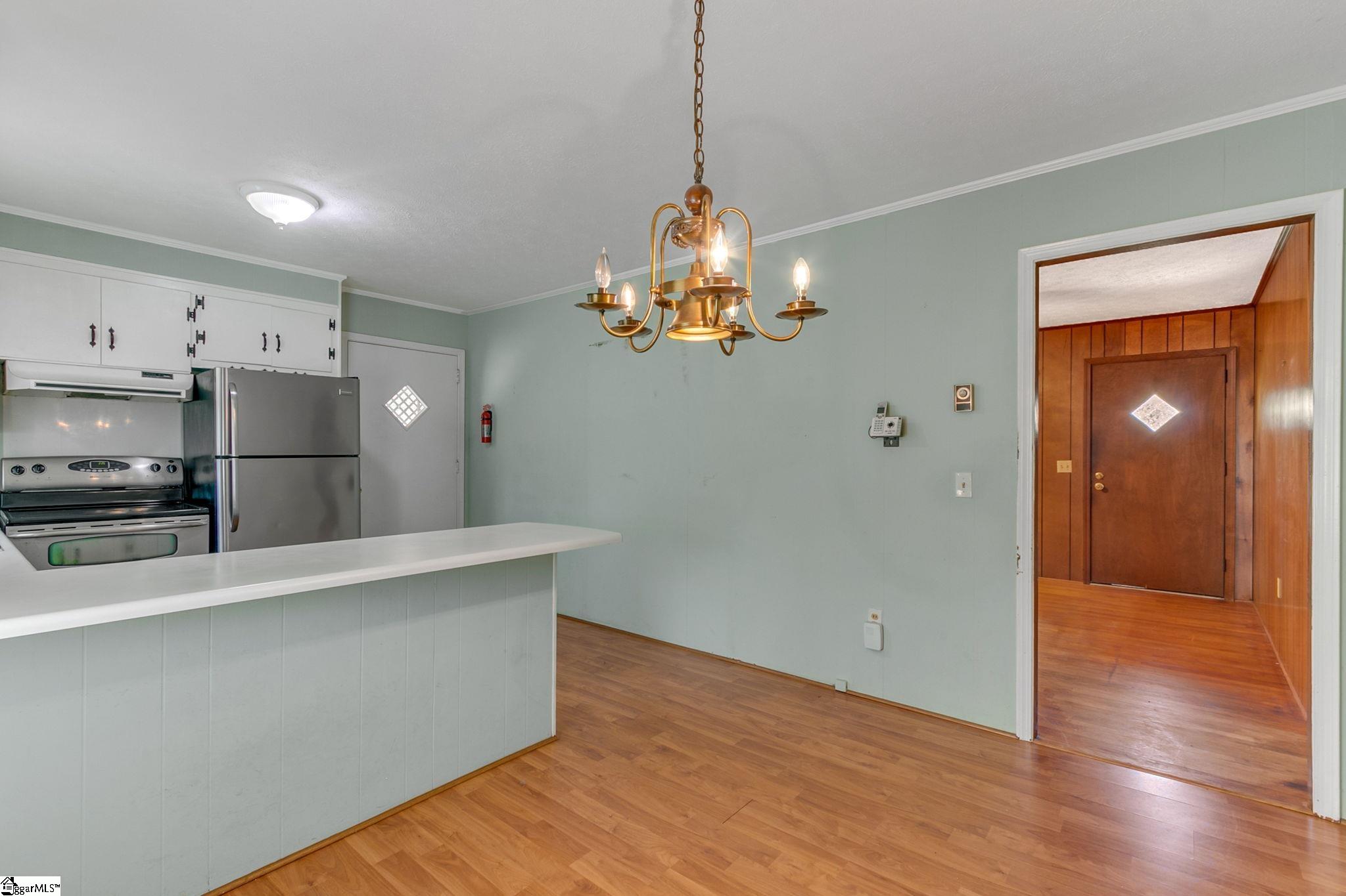 821 Gravley Road Pickens, SC 29671 - Photo 11 of 36