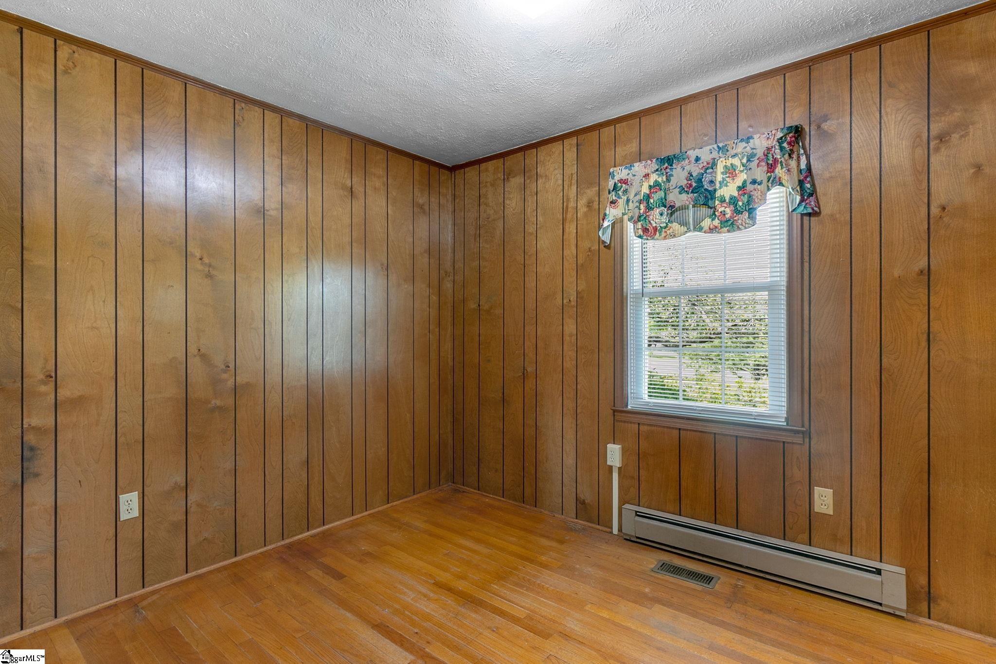 821 Gravley Road Pickens, SC 29671 - Photo 20 of 36