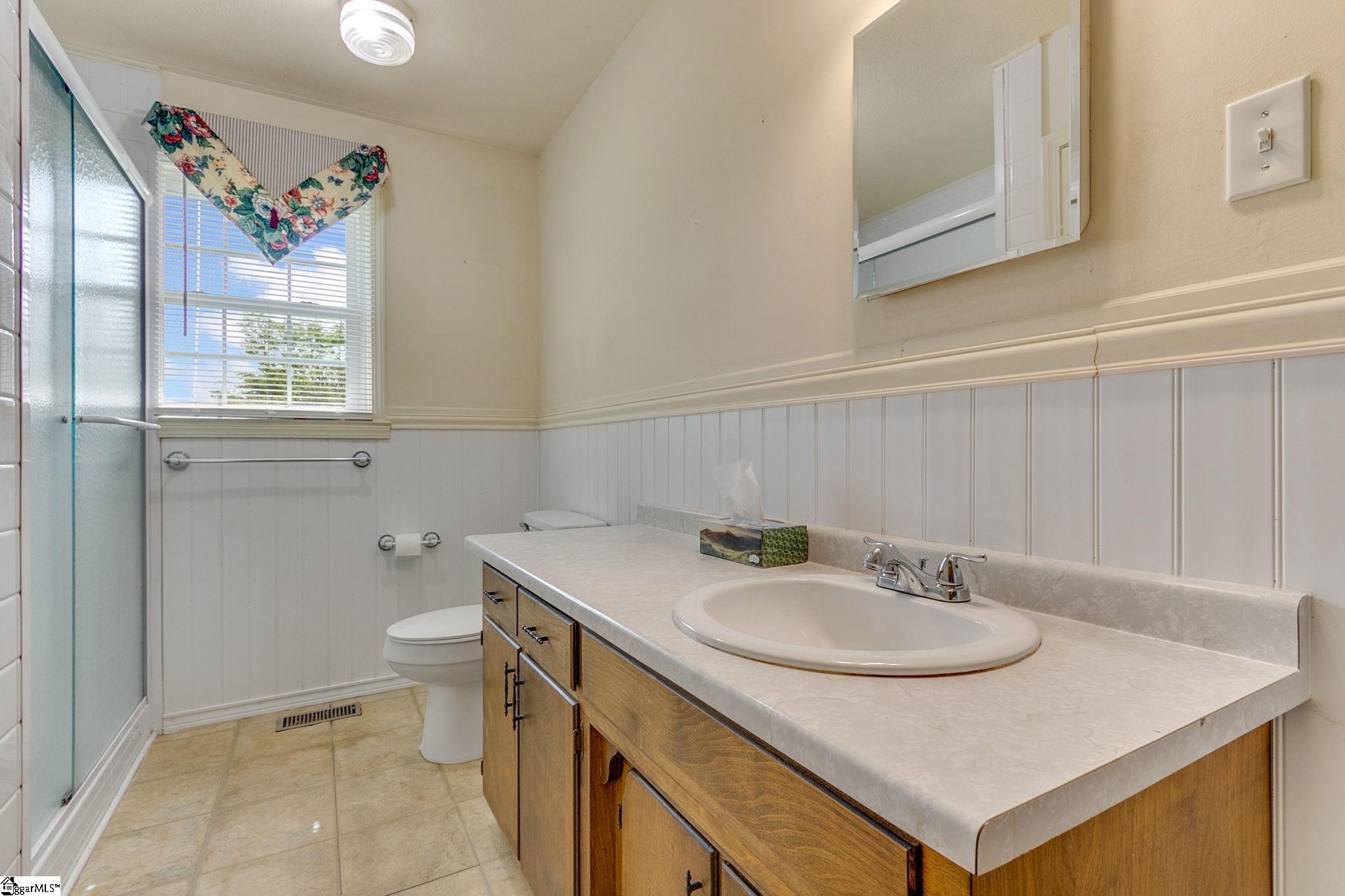 821 Gravley Road Pickens, SC 29671 - Photo 22 of 36