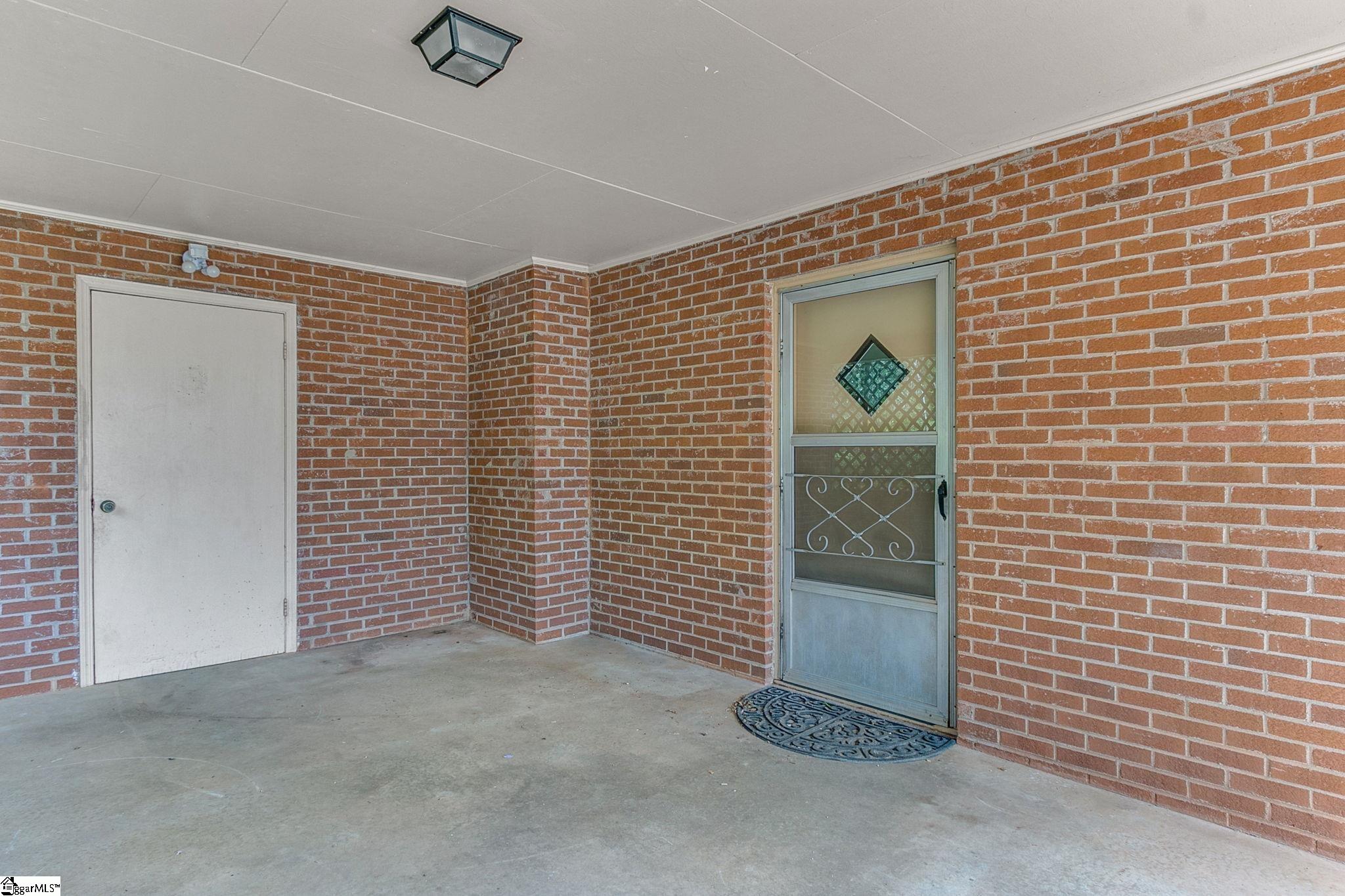 821 Gravley Road Pickens, SC 29671 - Photo 24 of 36