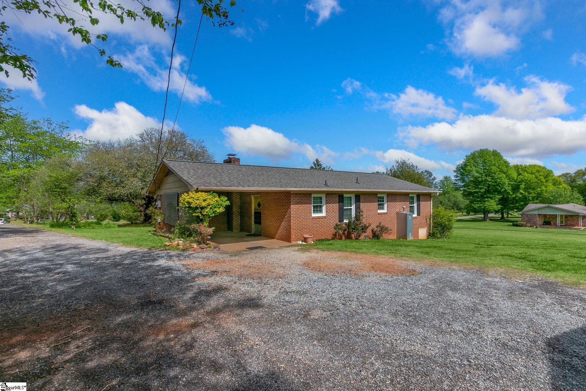 821 Gravley Road Pickens, SC 29671 - Photo 28 of 36