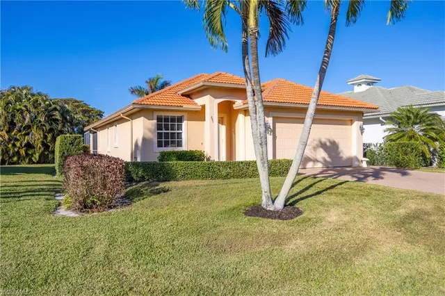 $1,150,000 | 691 92nd Avenue North, Naples, FL 34108