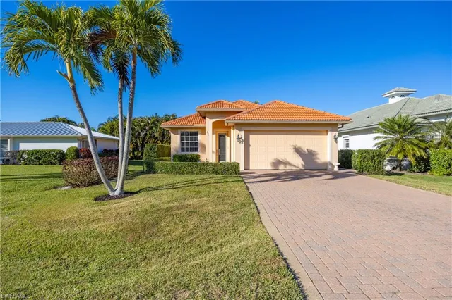 $1,150,000 | 691 92nd Avenue North, Naples, FL 34108