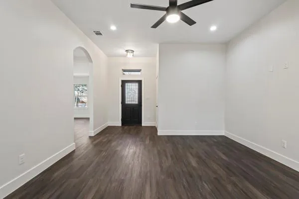 $270,000 | 612 North Us Highway, Celeste, TX 75423