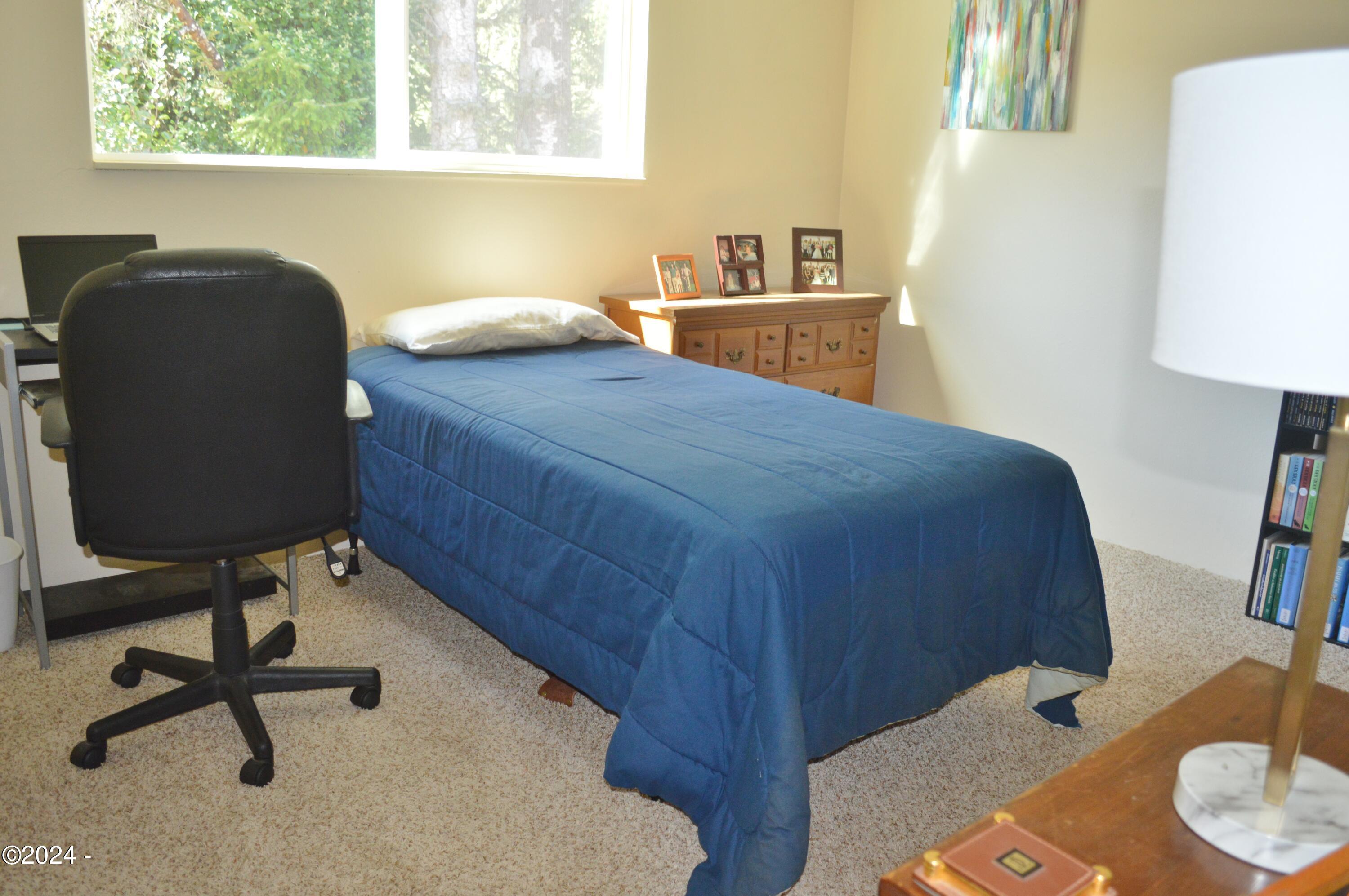 1010 Southeast Rolph Court Waldport, OR 97394 - Photo 8 of 24 Bedroom #1