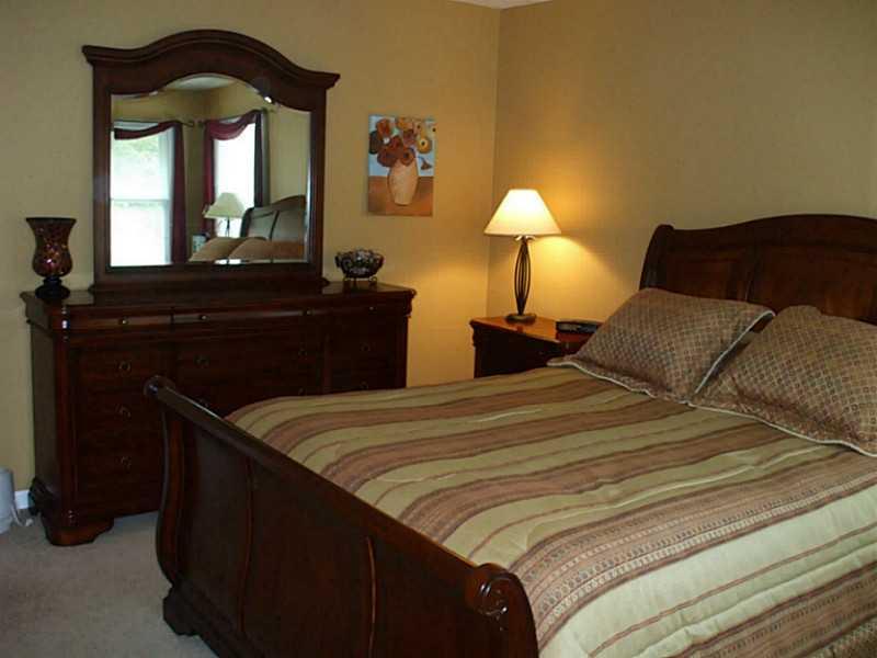 754 Bennett Road Carmel, IN 46032 - Photo 4 of 12 Gallery Image 4