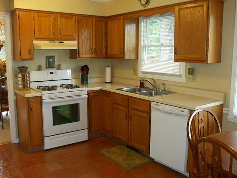 754 Bennett Road Carmel, IN 46032 - Photo 8 of 12 Gallery Image 8