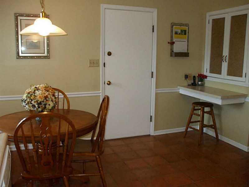 754 Bennett Road Carmel, IN 46032 - Photo 9 of 12 Gallery Image 9
