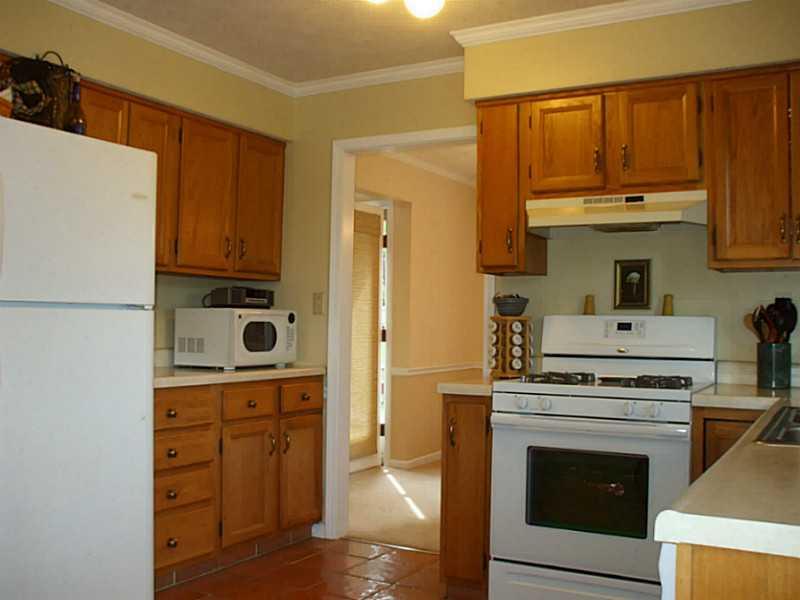 754 Bennett Road Carmel, IN 46032 - Photo 10 of 12 Gallery Image 10