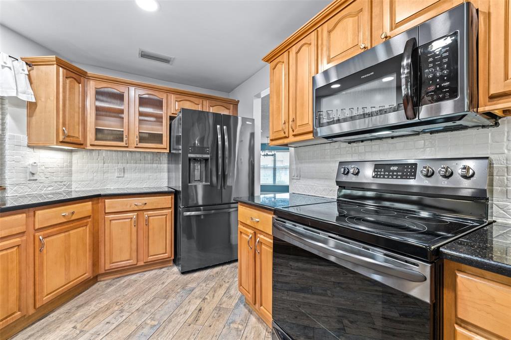 3404 Brian Road South Palm Harbor, FL 34685 - Photo 17 of 71