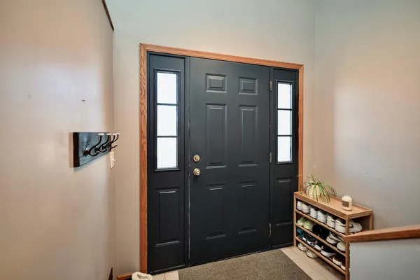 $274,990 | 907 East 4th Street, Winona, MN 55987