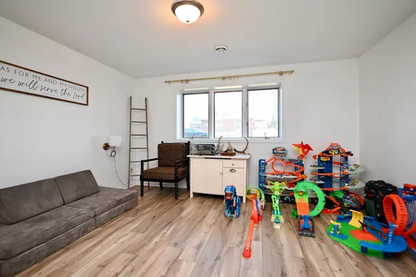 $274,990 | 907 East 4th Street, Winona, MN 55987