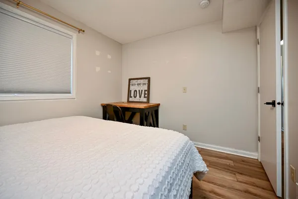 $274,990 | 907 East 4th Street, Winona, MN 55987