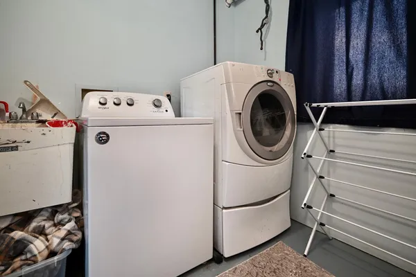 $274,990 | 907 East 4th Street, Winona, MN 55987