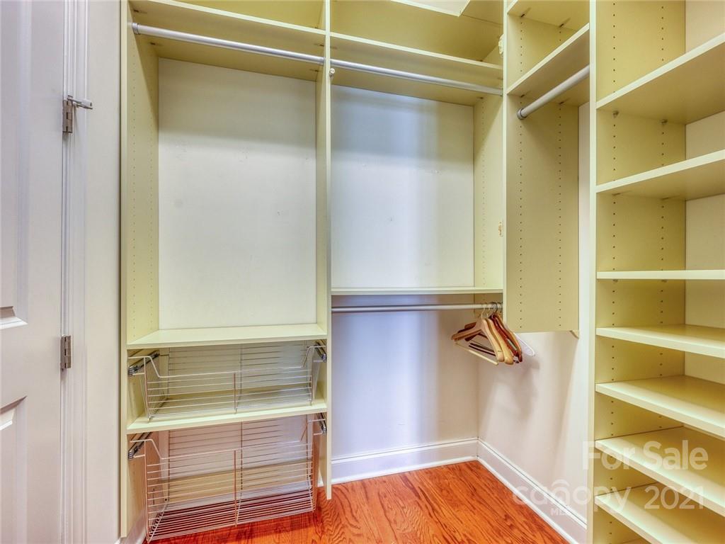 230 South Tryon Street, Unit 904 Charlotte, NC 28202 - Photo 12 of 17