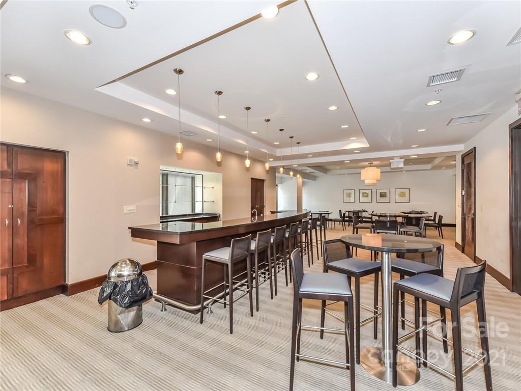 230 South Tryon Street, Unit 904 Charlotte, NC 28202 - Photo 17 of 17