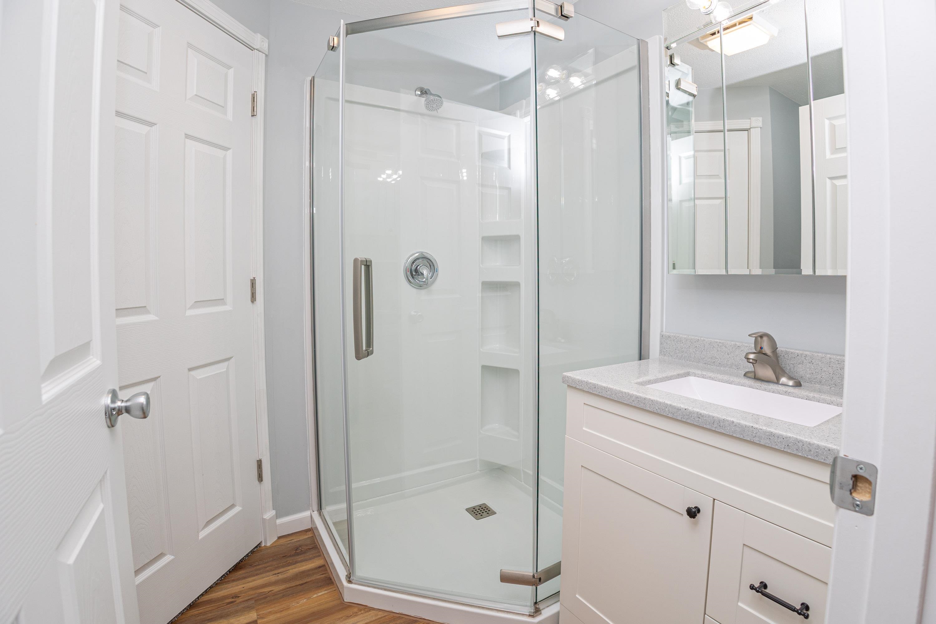 225 3rd Benton, WI 53803 - Photo 11 of 21