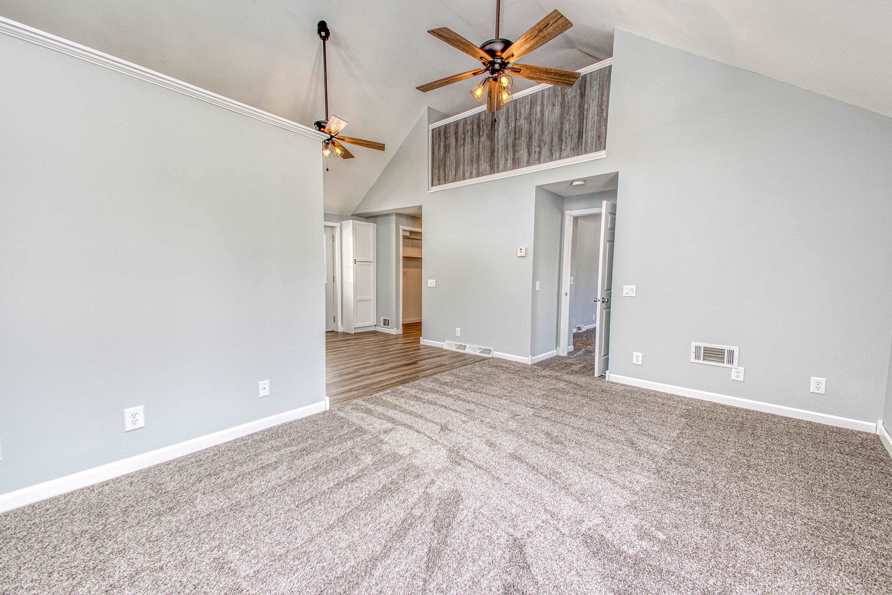 225 3rd Benton, WI 53803 - Photo 8 of 21