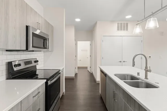 $1,824 | 2420 East Capitol Drive, Unit 410, Shorewood, WI 53211