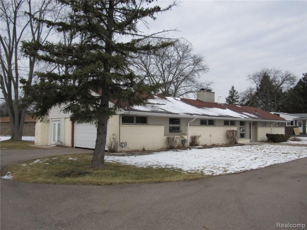 28201 Bell Road Southfield, MI 48034 - Photo 2 of 38 28201 BELL SOUTHFIELD (4).JPG