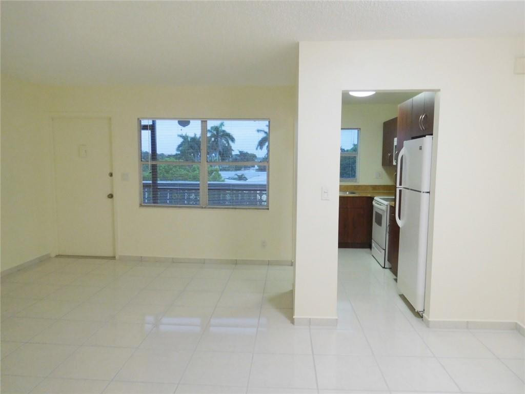 1425 Arthur Street, Unit 414B Hollywood, FL 33020 - Photo 25 of 50 Photo 25