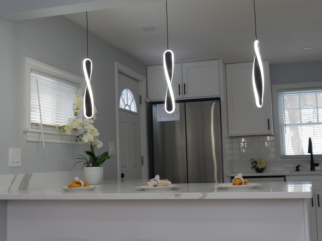 54 Harris Road Lynn, MA 01904 - Photo 1 of 41 a living room with furniture