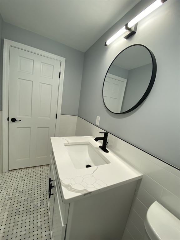 54 Harris Road Lynn, MA 01904 - Photo 20 of 41