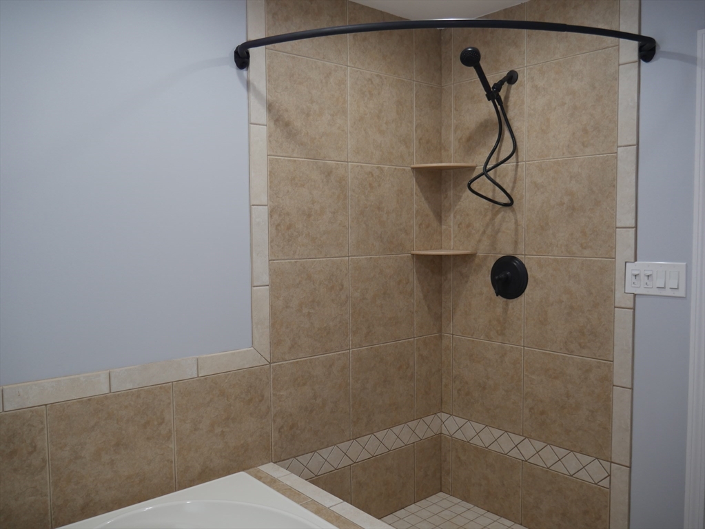 54 Harris Road Lynn, MA 01904 - Photo 30 of 41