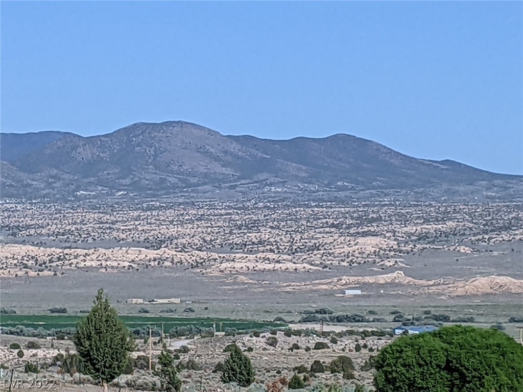 5185 Nan Caliente, NV 89008 - Photo 2 of 12 Gallery Image 2