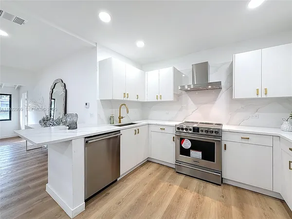 $1,495,000 | 3521 Southwest 58th Court, Miami, FL 33155