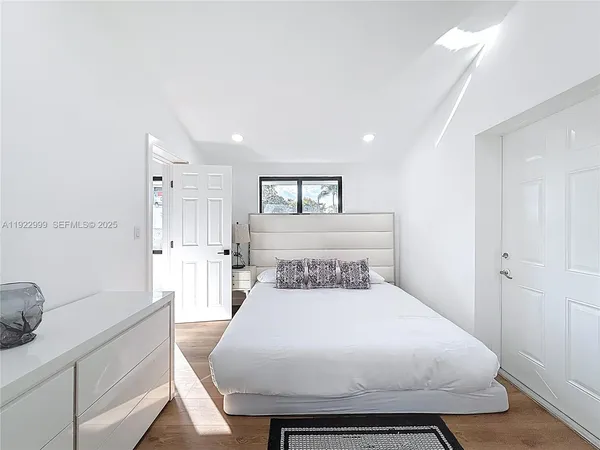 $1,495,000 | 3521 Southwest 58th Court, Miami, FL 33155