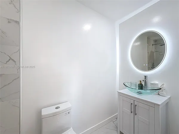 $1,495,000 | 3521 Southwest 58th Court, Miami, FL 33155