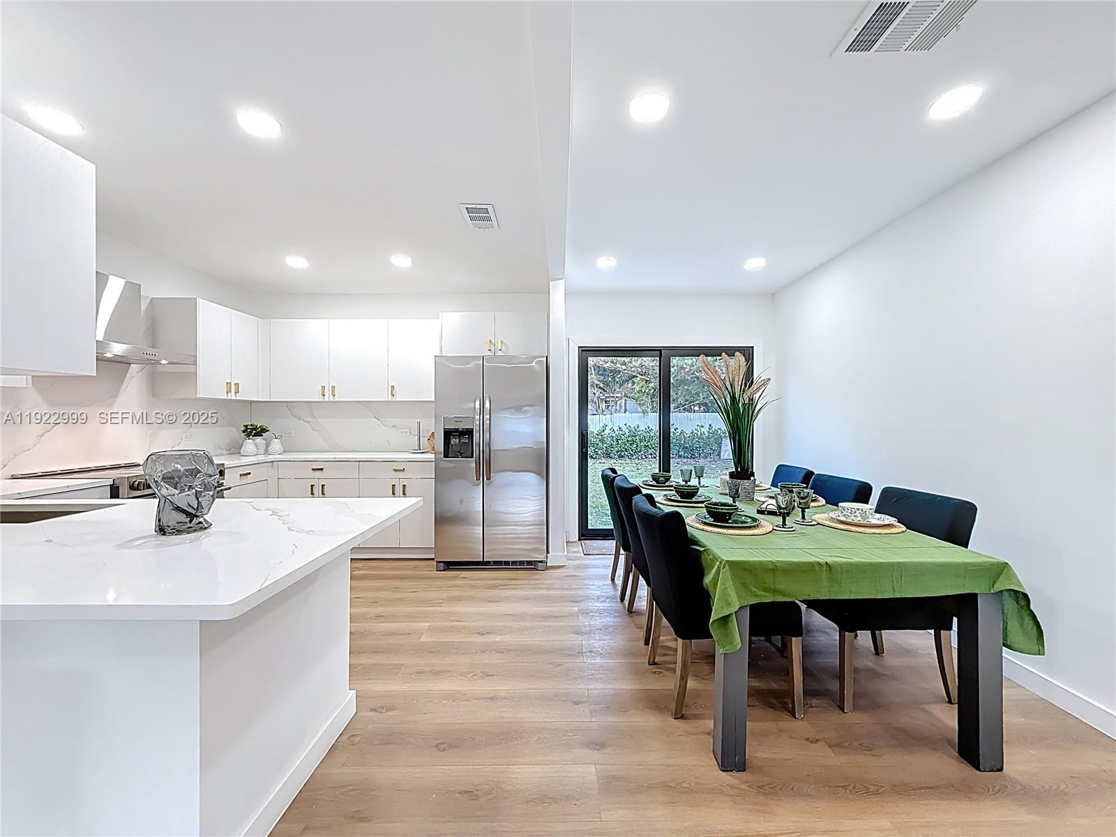 3521 Southwest 58th Court Miami, FL 33155 - Photo 8 of 33