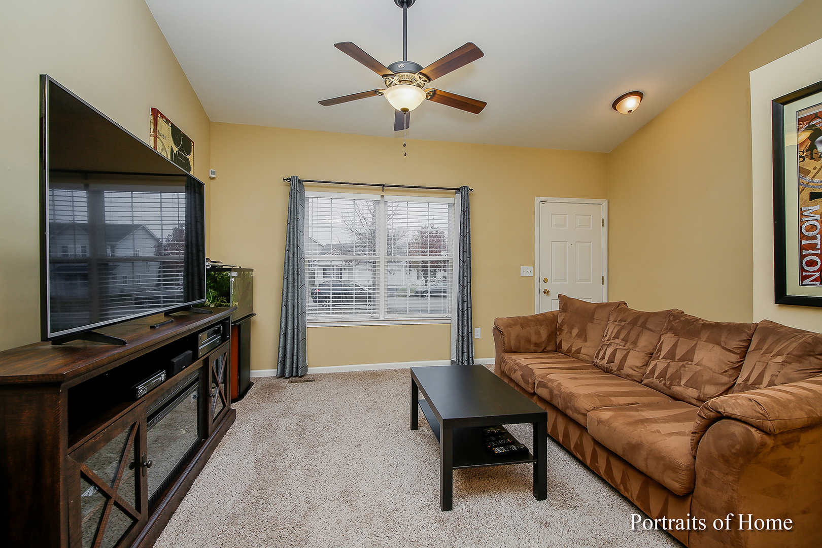 357 Reston Circle Romeoville, IL 60446 - Photo 4 of 14
