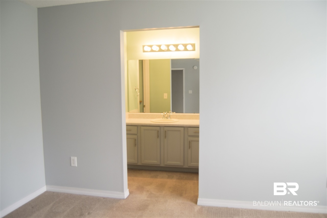411 Hamilton Boulevard Foley, AL 36535 - Photo 23 of 34