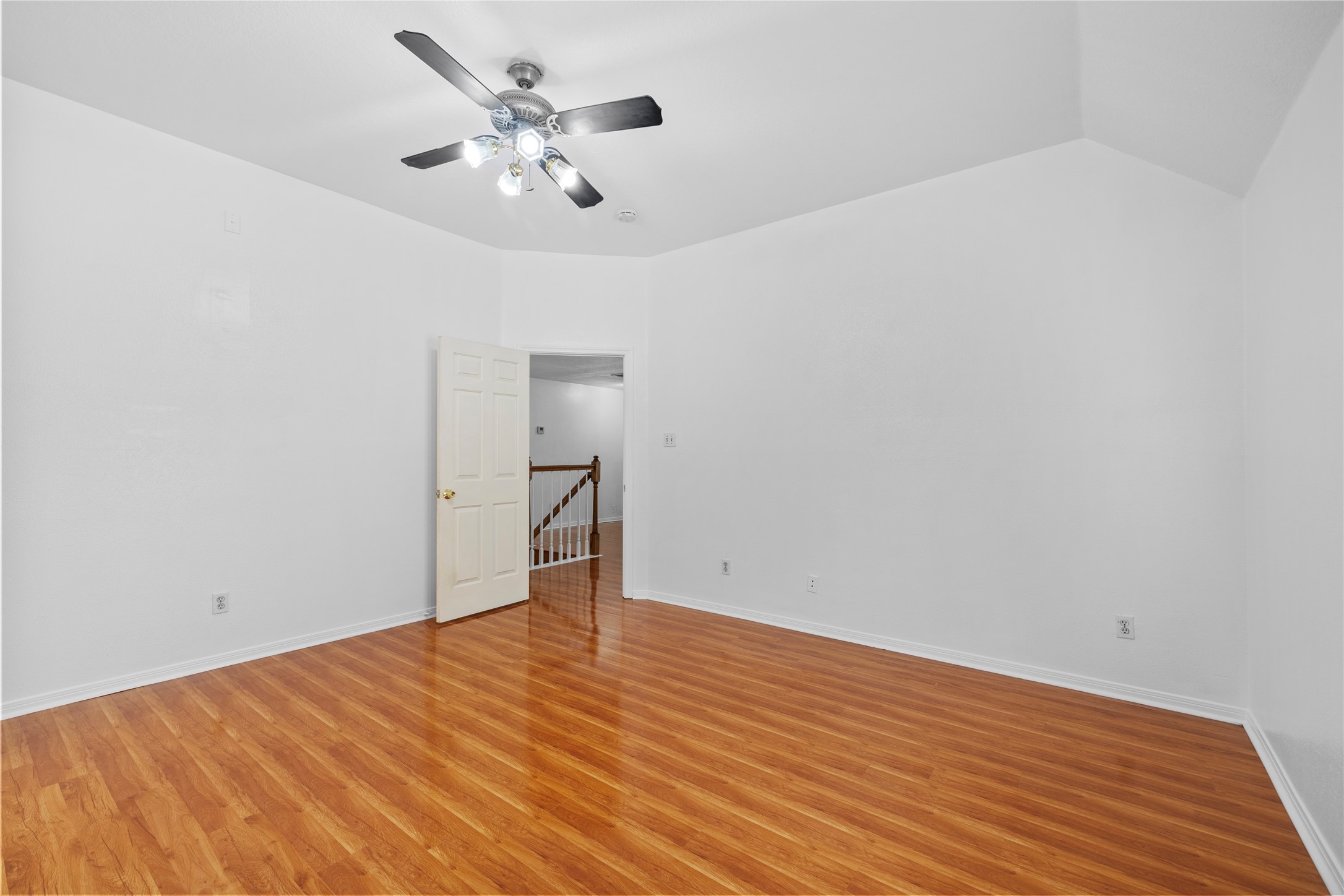 2106 Hawks Road Missouri City, TX 77489 - Photo 26 of 39 Gallery Image 26