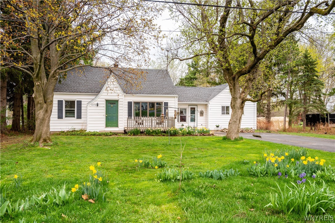 10674 Clarence Center Road Clarence, NY 14031 - Photo 1 of 1 Gallery Image 1