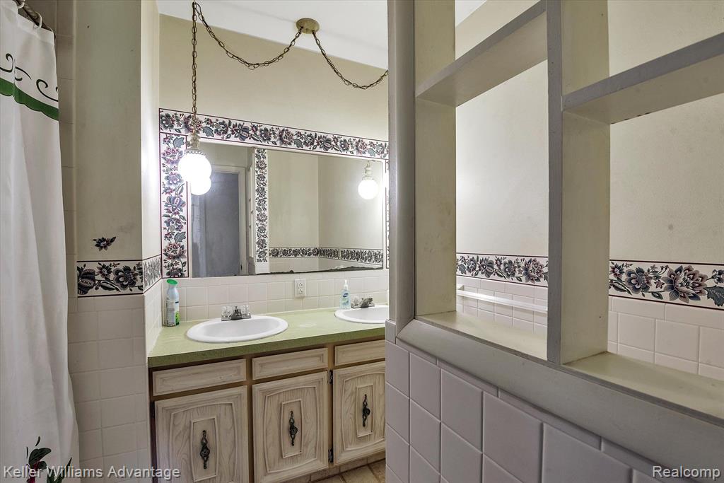 4800 Deerfield Road Adrian, MI 49221 - Photo 27 of 47
