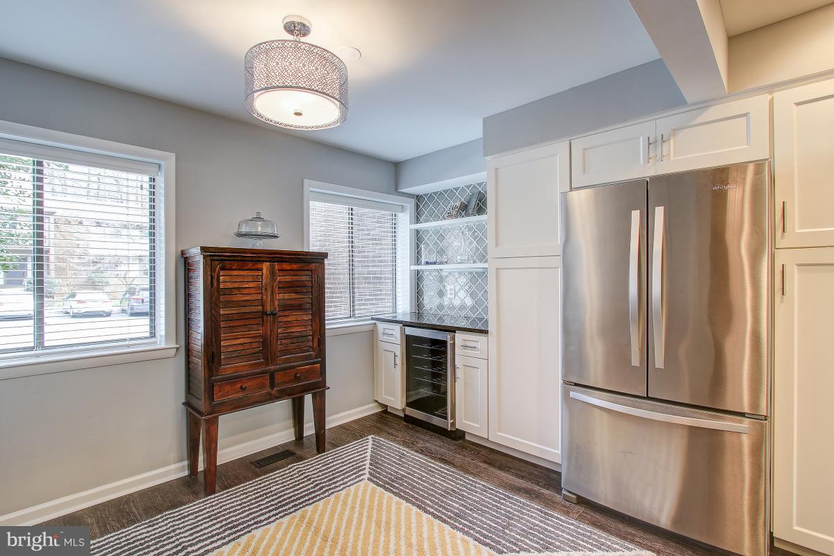 2218 Glencourse Lane Reston, VA 20191 - Photo 11 of 30 Wine Fridge in Eat-In Space