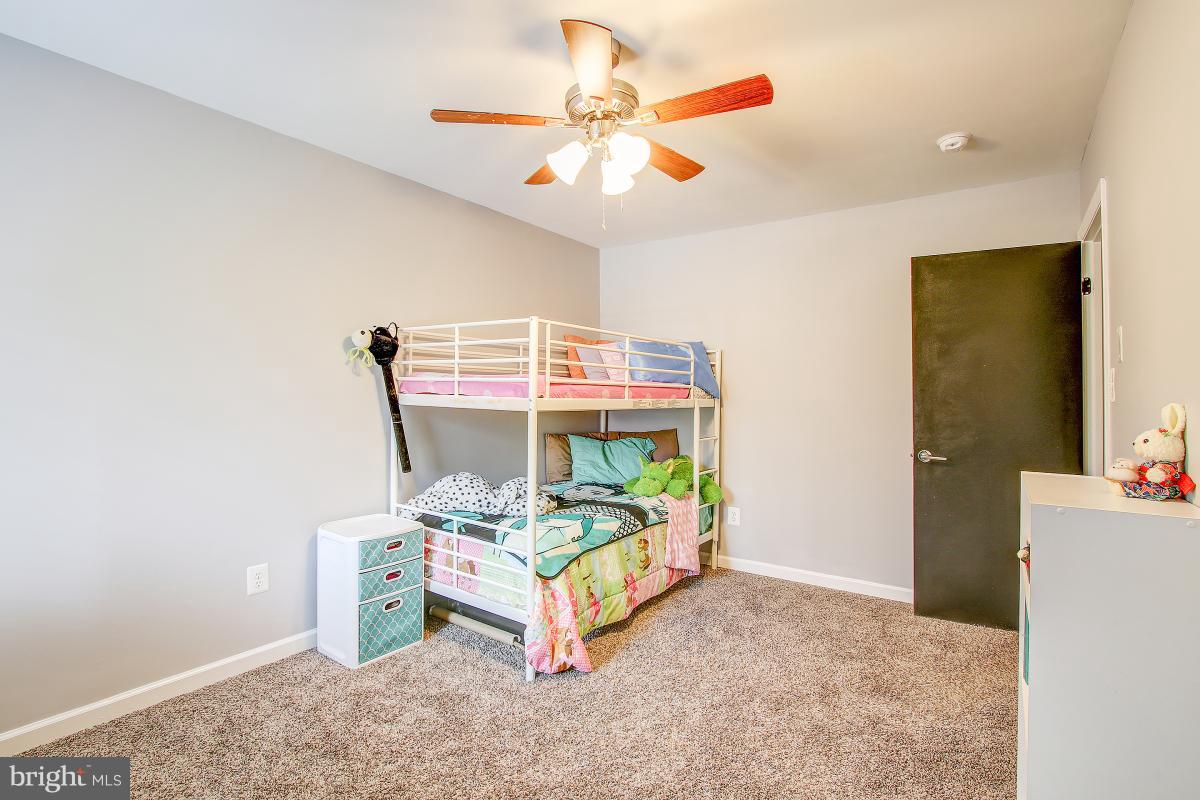 2218 Glencourse Lane Reston, VA 20191 - Photo 18 of 30 Bedroom