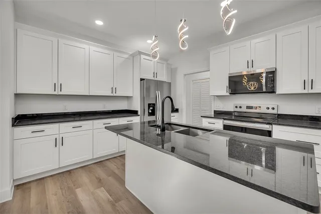 $369,000 | 254 Satilla Sands Drive, Waynesville, GA 31566