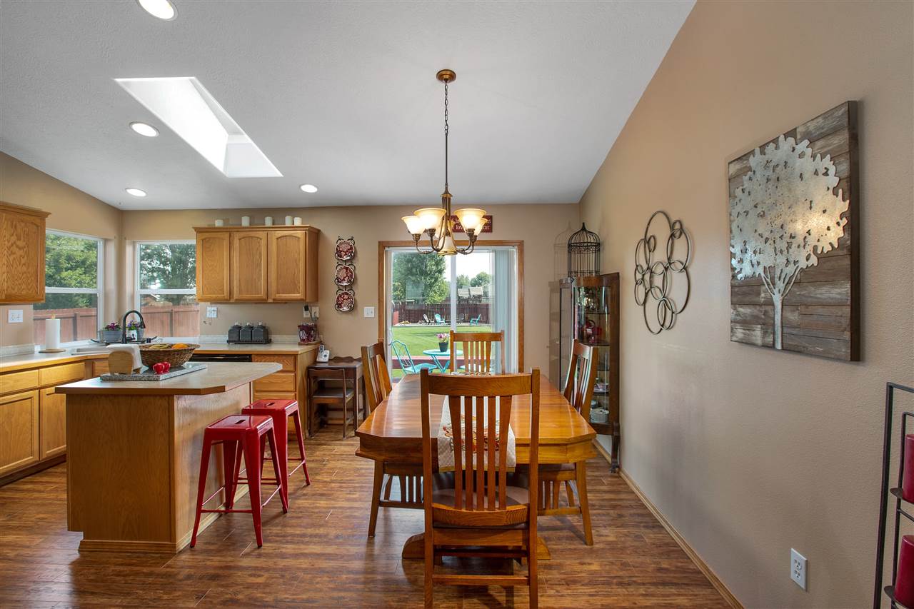17816 North Colfax Street Colbert, WA 99005 - Photo 5 of 20