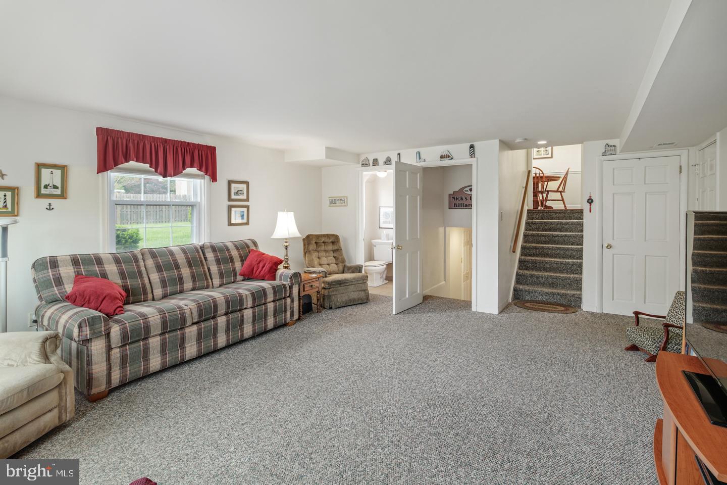 72 Snyder Lane Springfield, PA 19064 - Photo 12 of 40