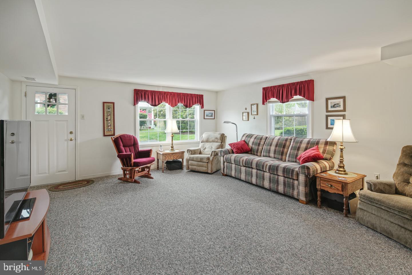 72 Snyder Lane Springfield, PA 19064 - Photo 13 of 40