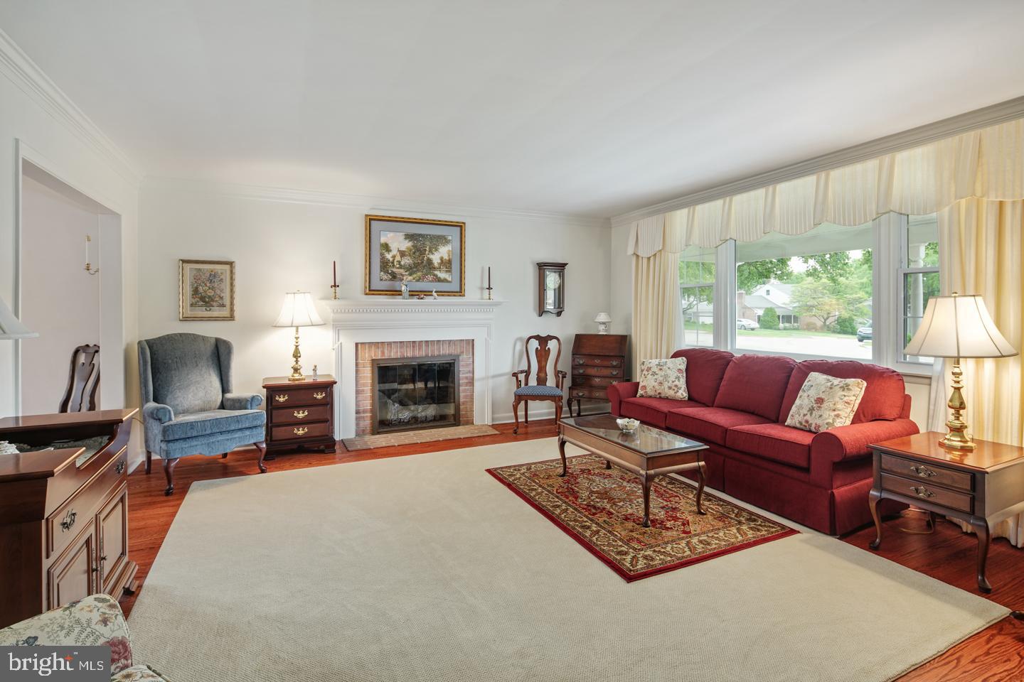 72 Snyder Lane Springfield, PA 19064 - Photo 3 of 40