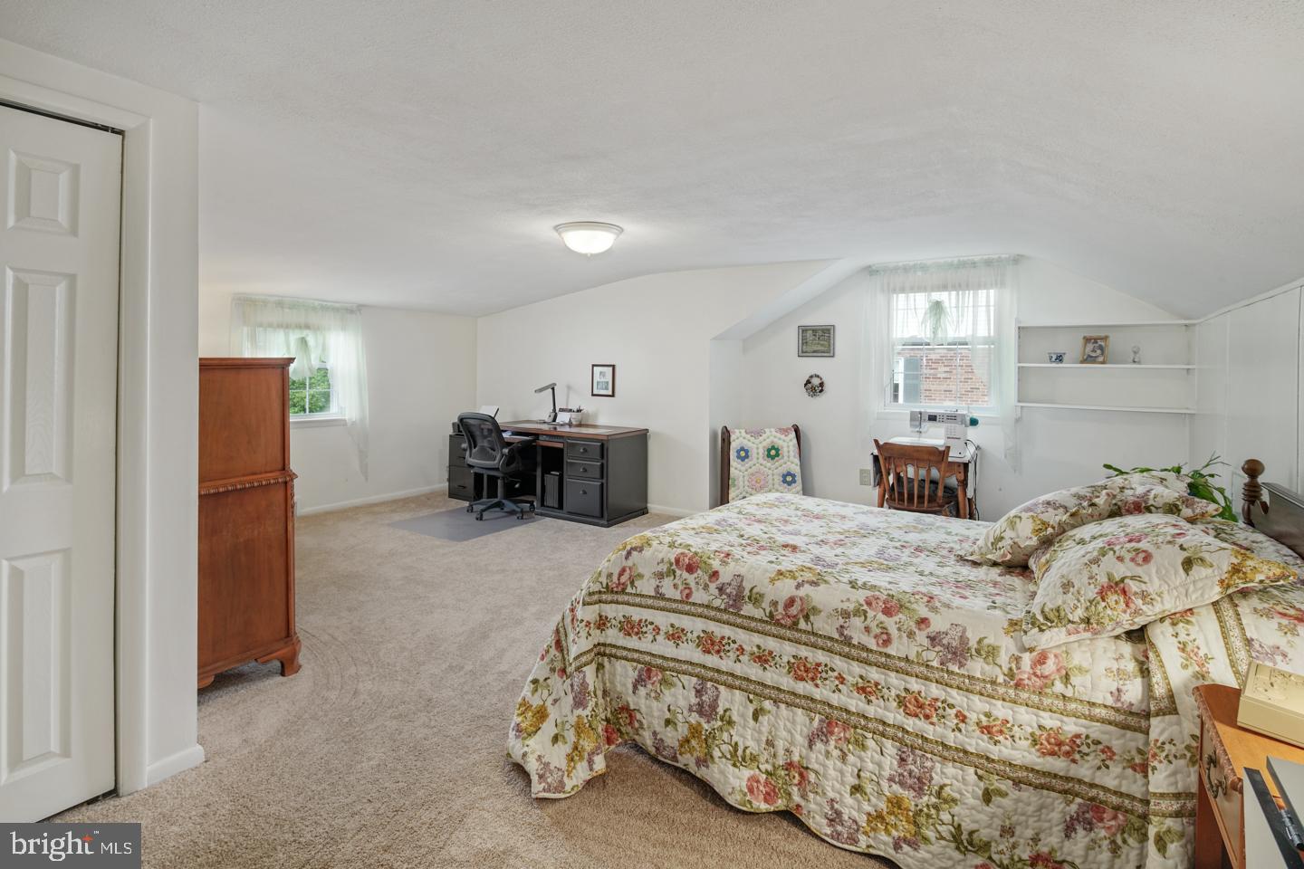 72 Snyder Lane Springfield, PA 19064 - Photo 21 of 40