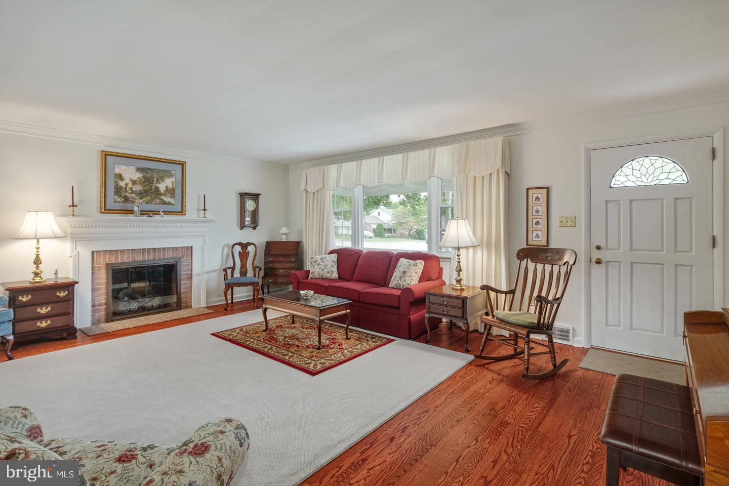72 Snyder Lane Springfield, PA 19064 - Photo 4 of 40