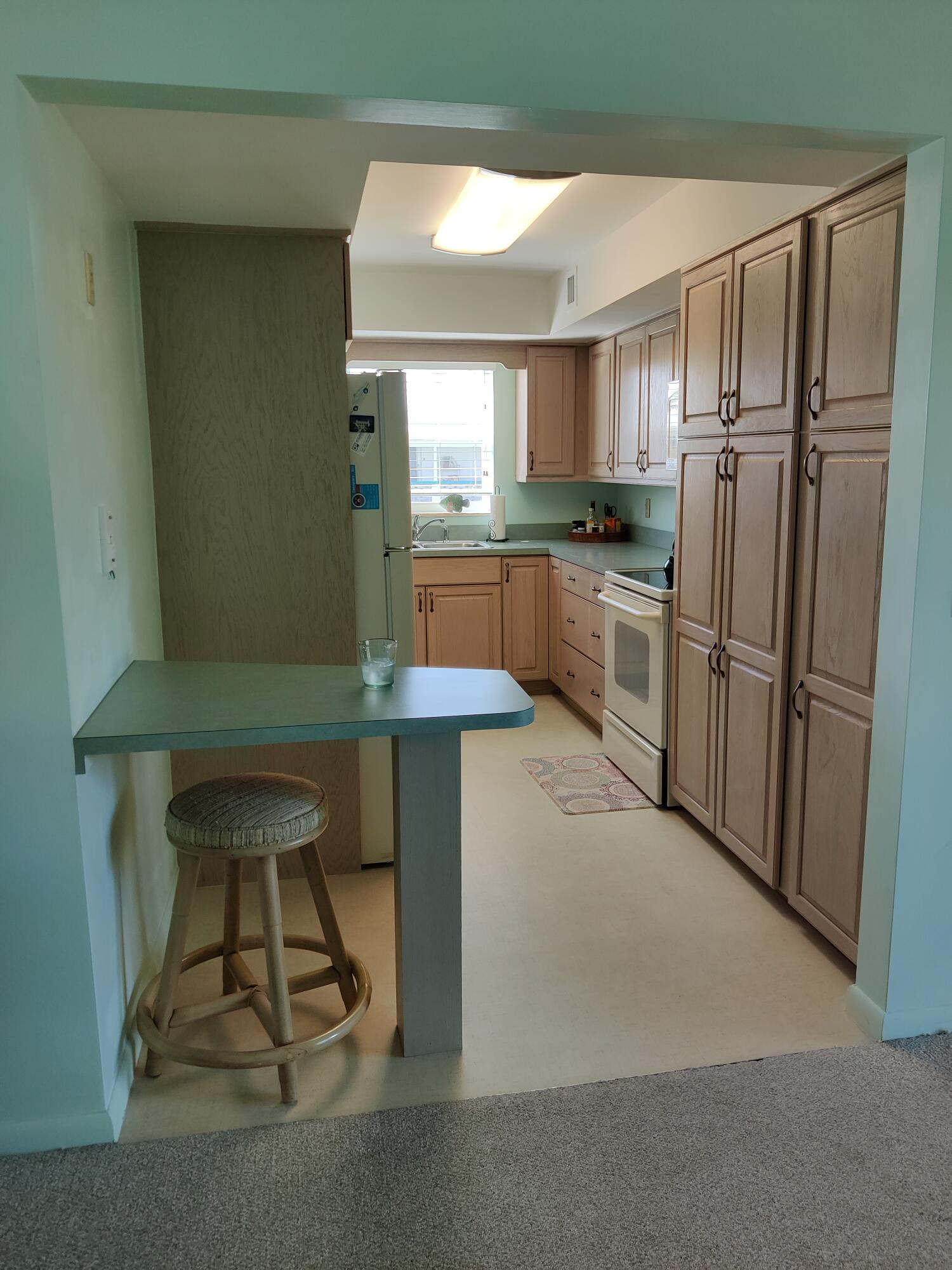 318 Inlet Way, Unit 4 Palm Beach Shores, FL 33404 - Photo 7 of 15 IMG_20220206_144107