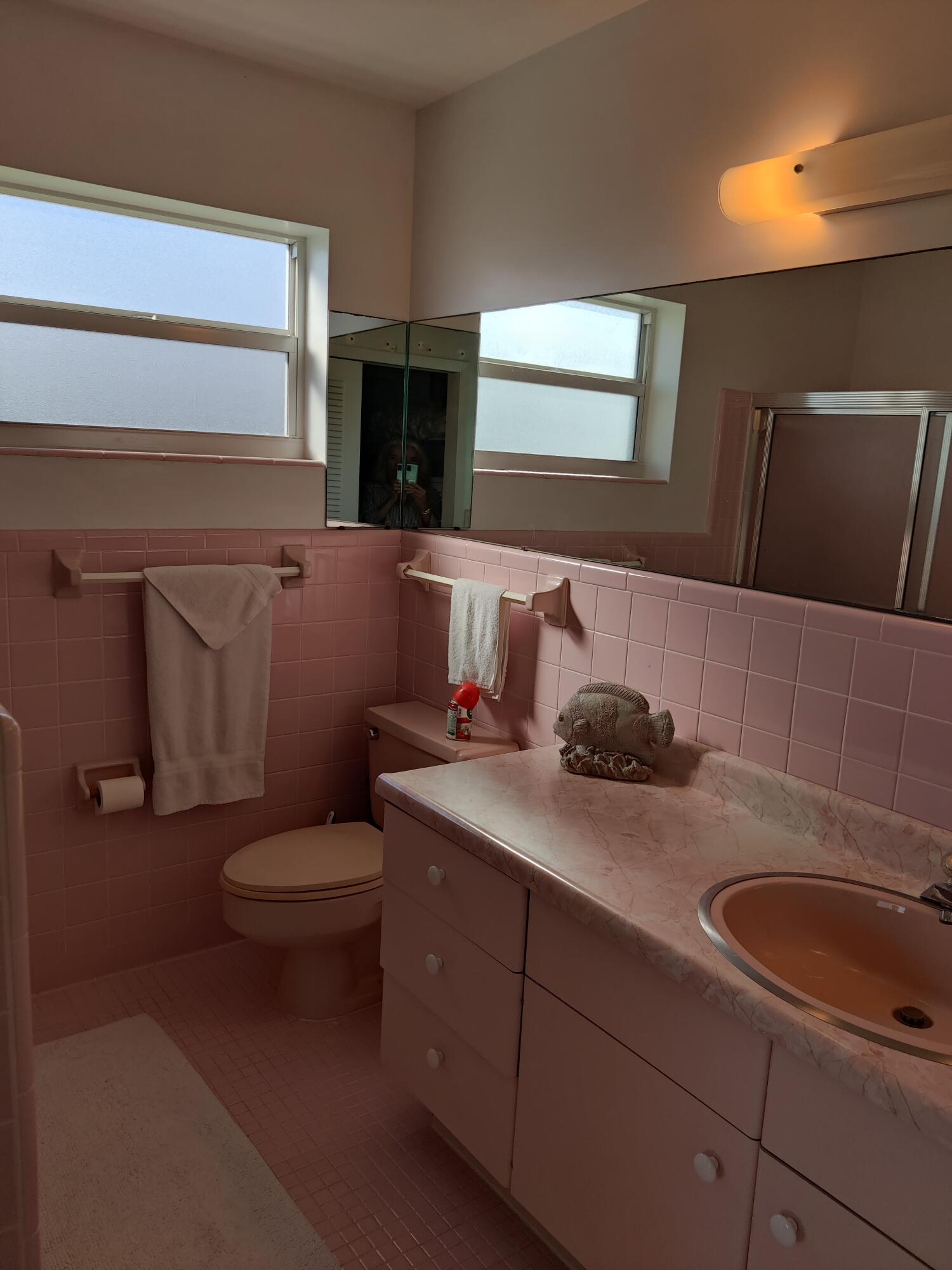 318 Inlet Way, Unit 4 Palm Beach Shores, FL 33404 - Photo 10 of 15 IMG_20220206_150014