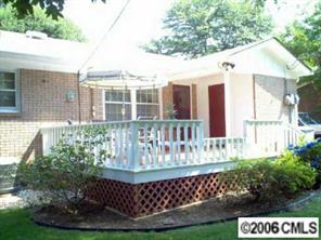 3324 Woodleaf Road Charlotte, NC 28205 - Photo 3 of 8 Gallery Image 3
